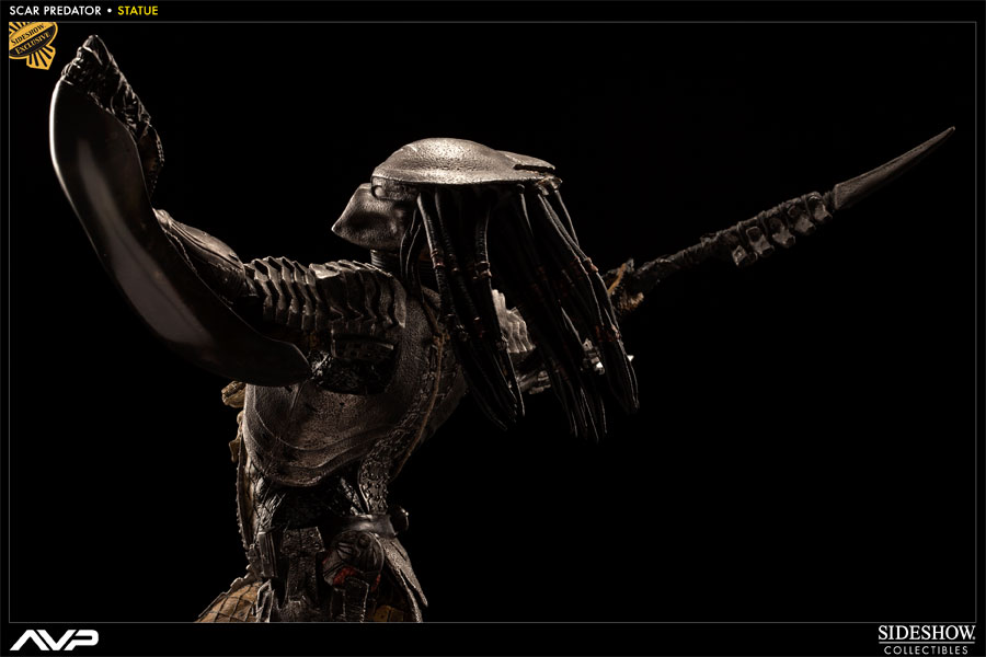 Alien VS Predator Scar Predator Statues  View 4