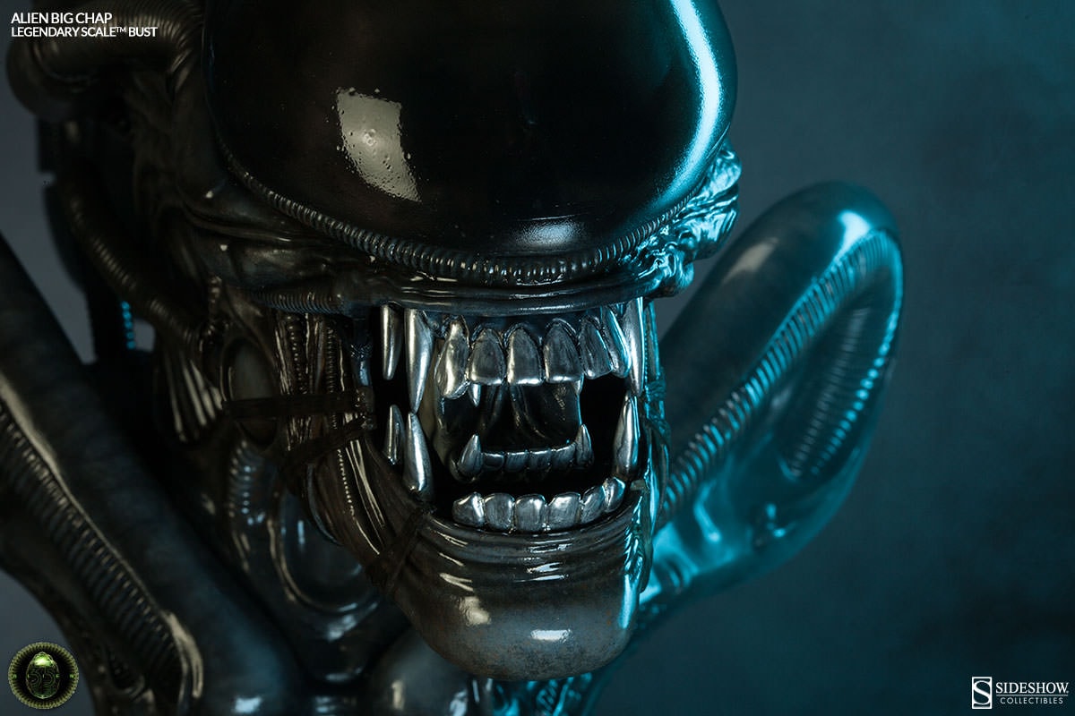 Alien Alien Big Chap Legendary Scale™ Bust  Collector Edition - Prototype Shown View 4