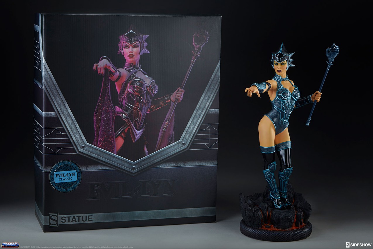 Evil-Lyn Classic Exclusive Edition  View 5