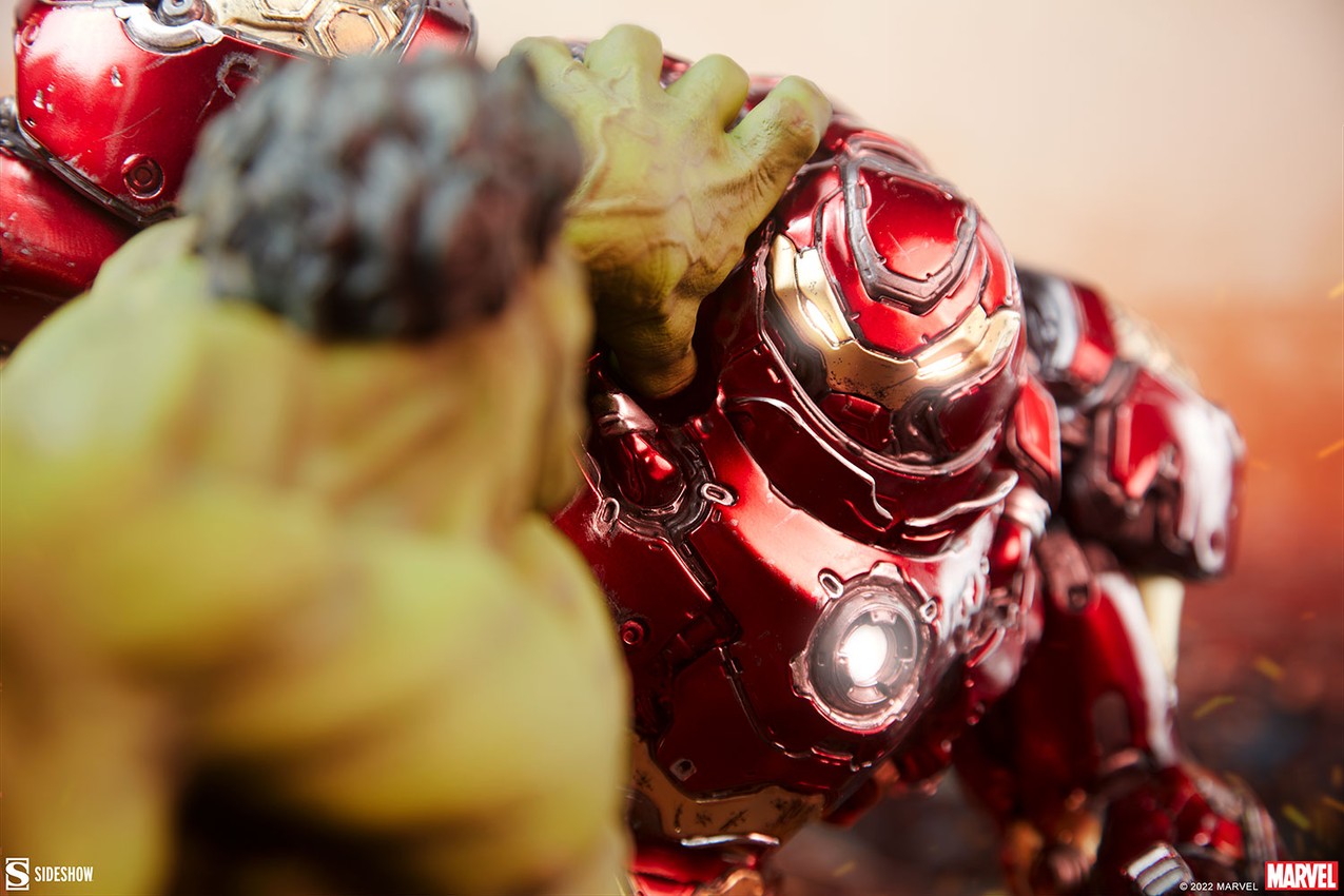 Hulk and outlet hulkbuster toy