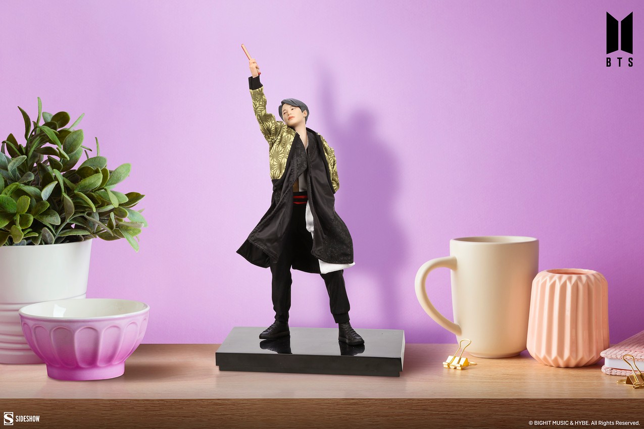 Jimin BTS Idol Collection Deluxe Statue | Sideshow Collectibles