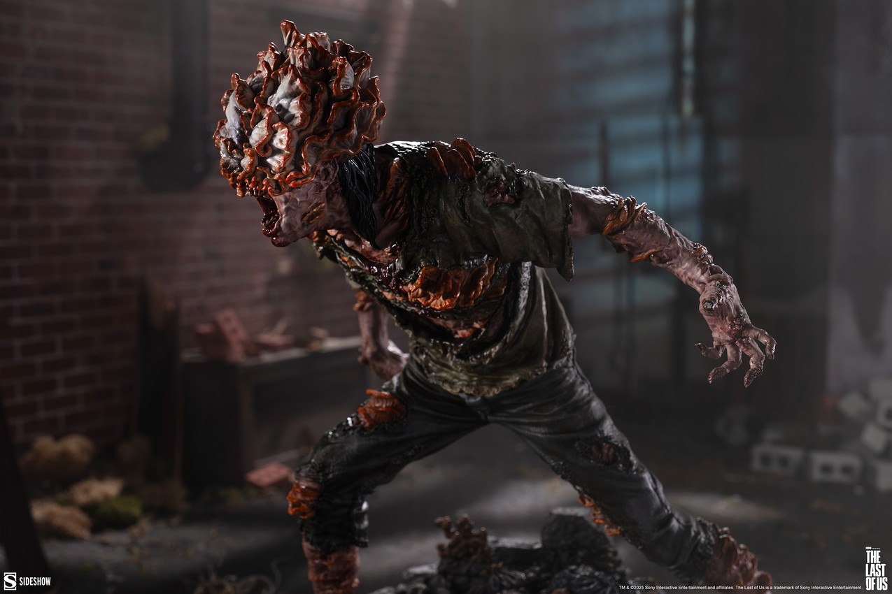 The Last of Us Clicker Statues - Prototype Shown View 2