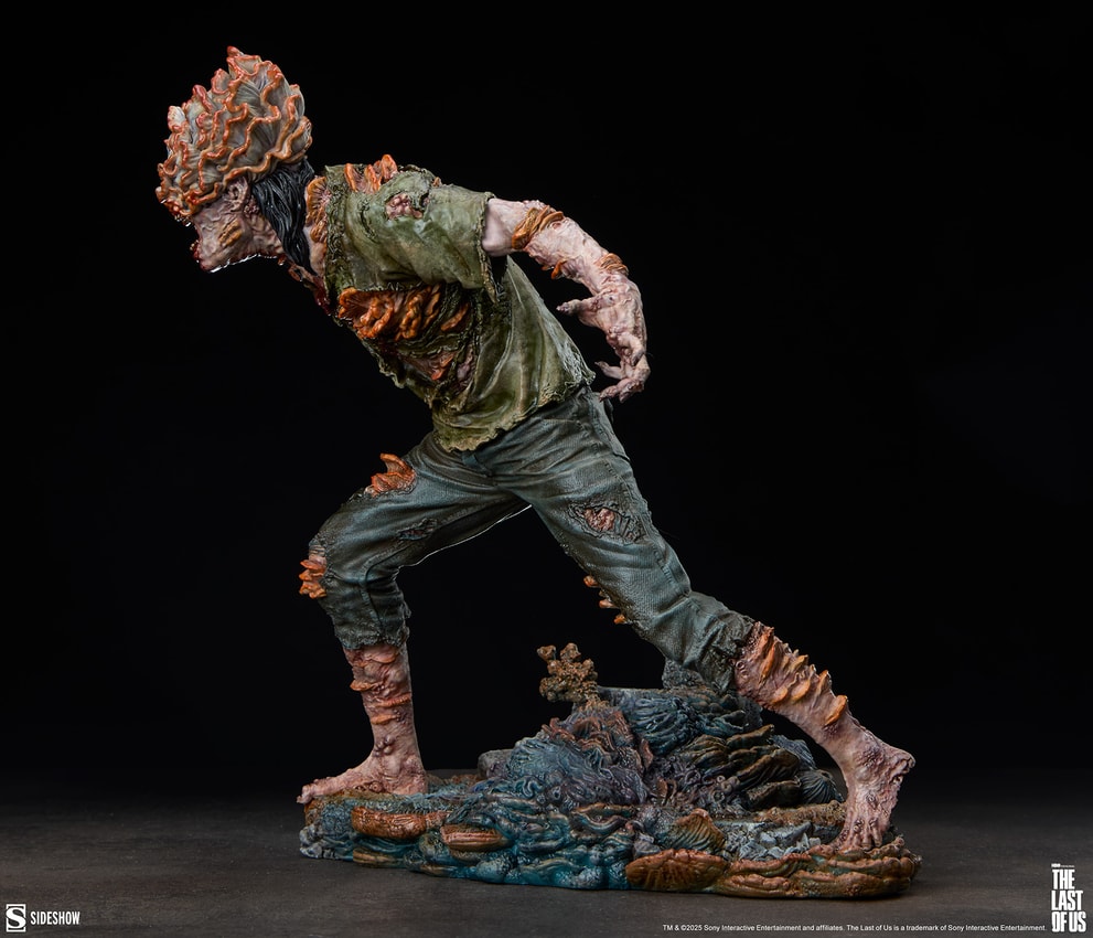 The Last of Us Clicker Statues - Prototype Shown View 6