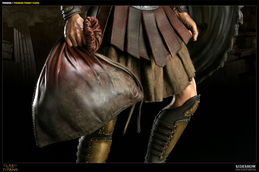 Clash of the Titans Perseus Premium Format™ Figure  Collector Edition  View 4