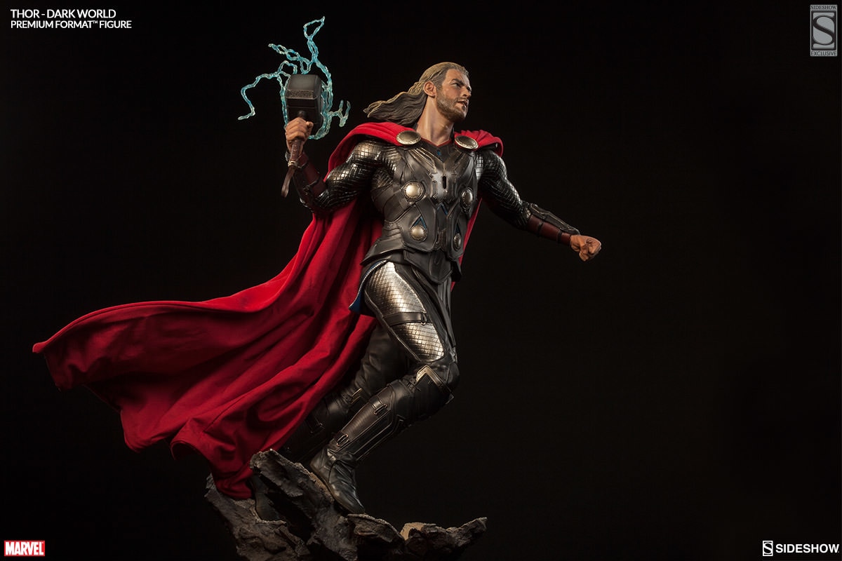 Marvel Thor The Dark World Premium Format™ Figure  Exclusive Edition  View 2