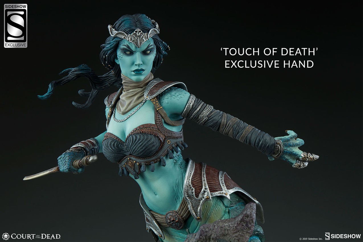 Court of the Dead Gallevarbe Eyes of the Queen Premium Format™ Figure  Exclusive Edition  View 4