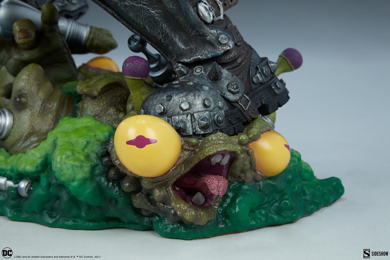 Lobo Collector Edition  View 2