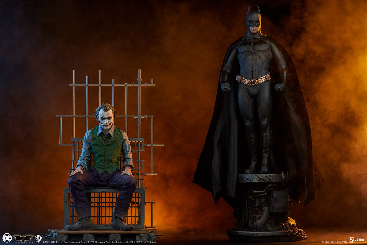 Batman Premium Format(TM) Figure | Sideshow Collectibles