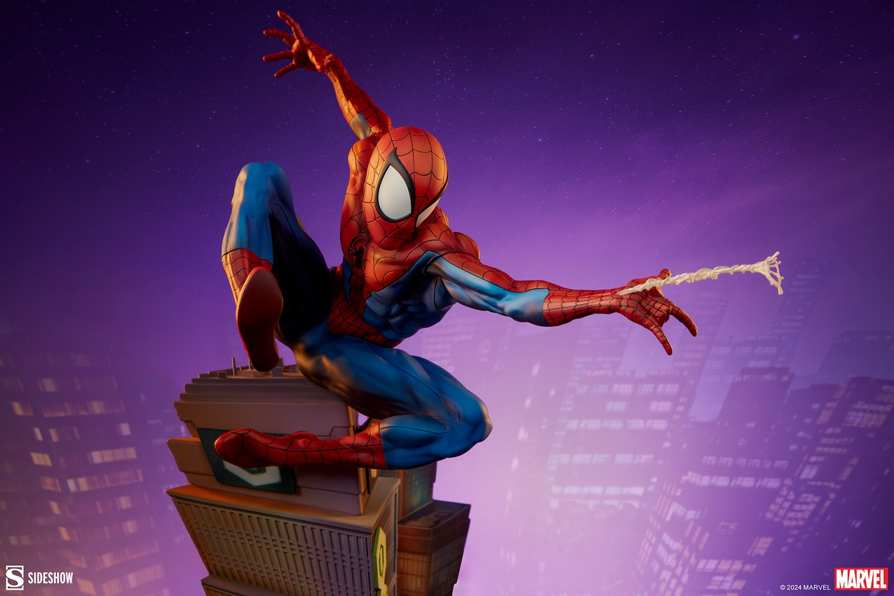 Spider-Man Premium Format™ Figure by Sideshow Collectibles