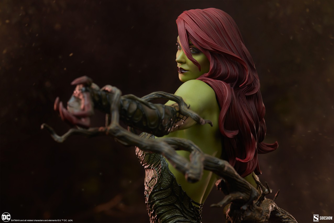 Poison Ivy: Deadly Nature (Green Variant) Exclusive Edition - Prototype Shown View 3