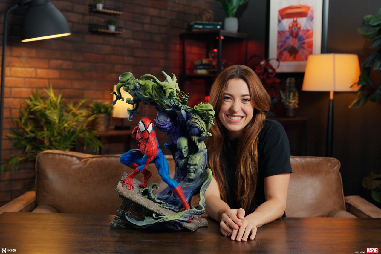 Spider-Man Premium Format™ Figure by Sideshow Collectibles