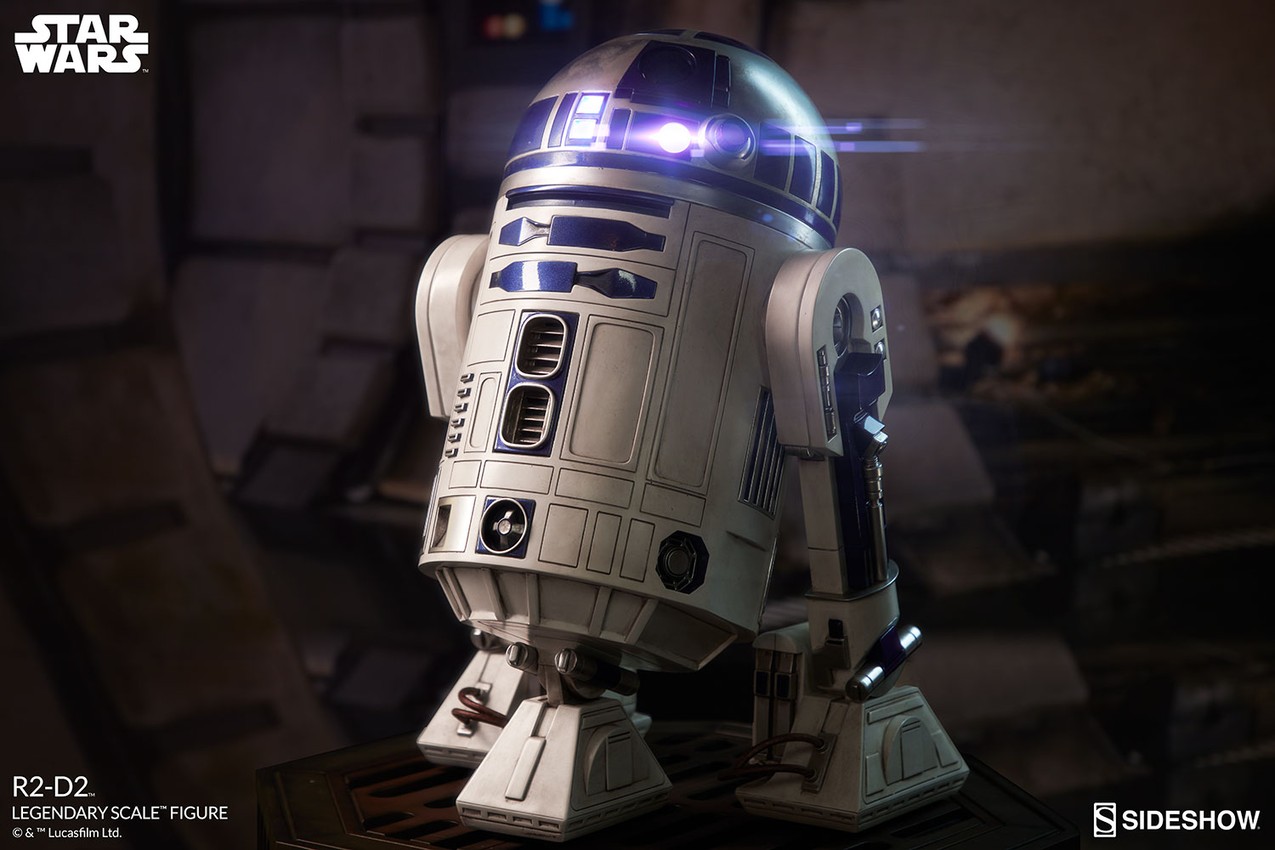 Star Wars R2-D2 Legendary Scale(TM) Figure by Sideshow Colle 
