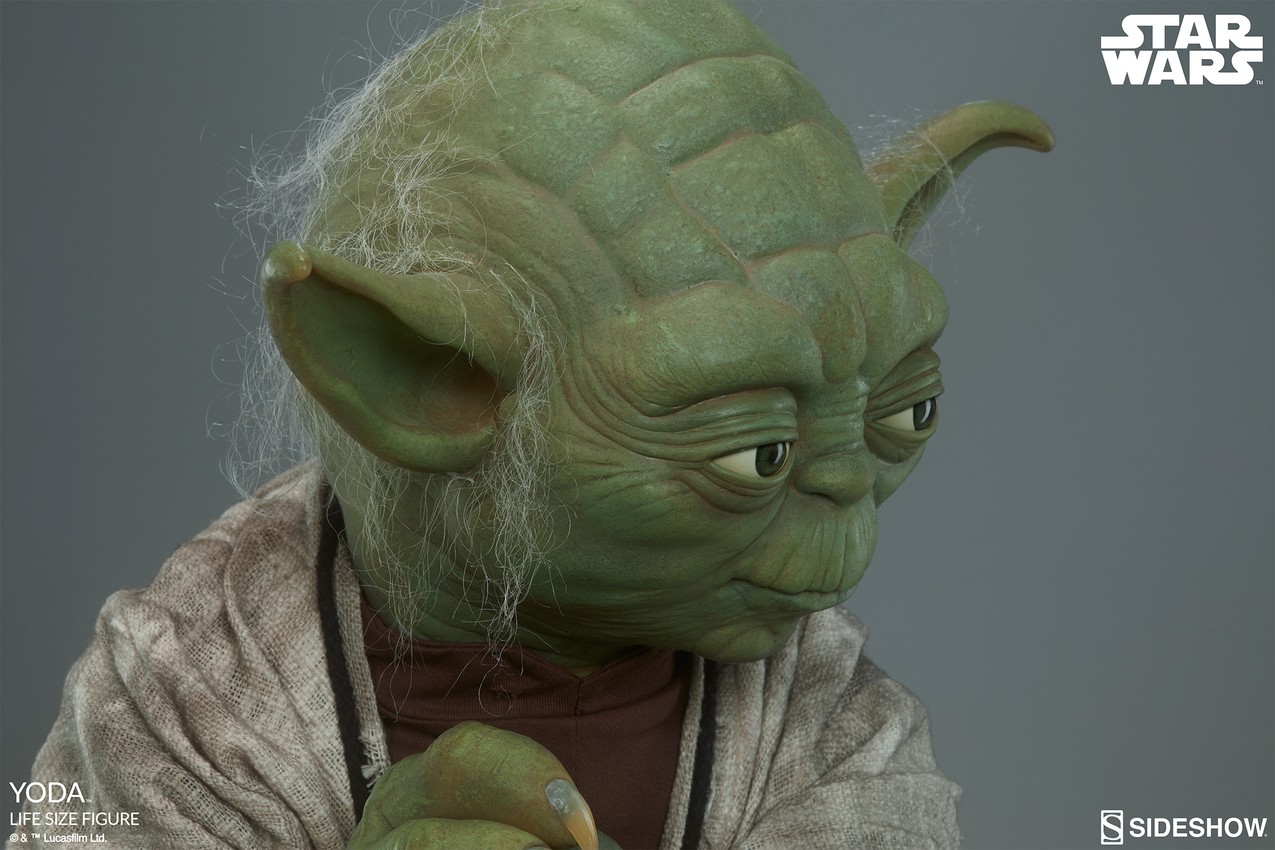Star Wars Yoda Life Size Figure by Sideshow Collectibles