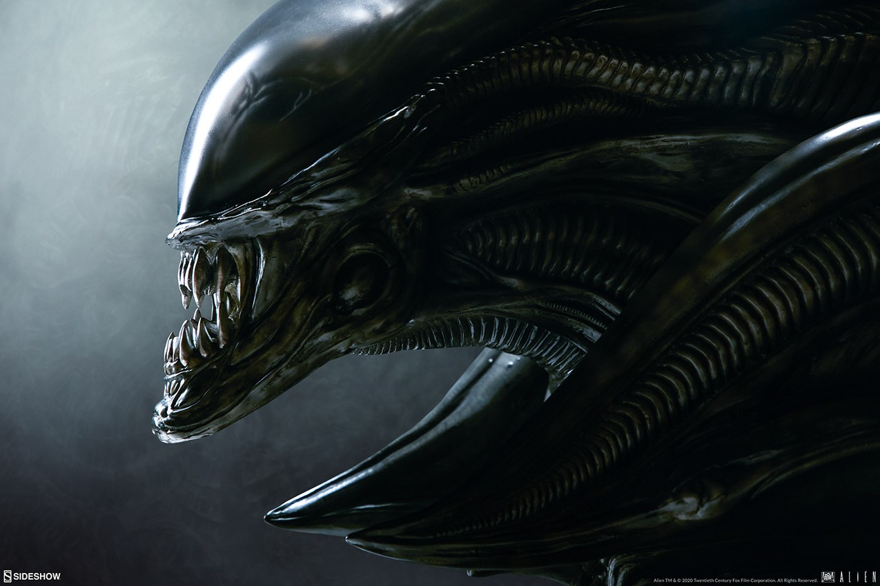 Alien Xenomorph Parasite Mythos Legendary Scale™ Bust by