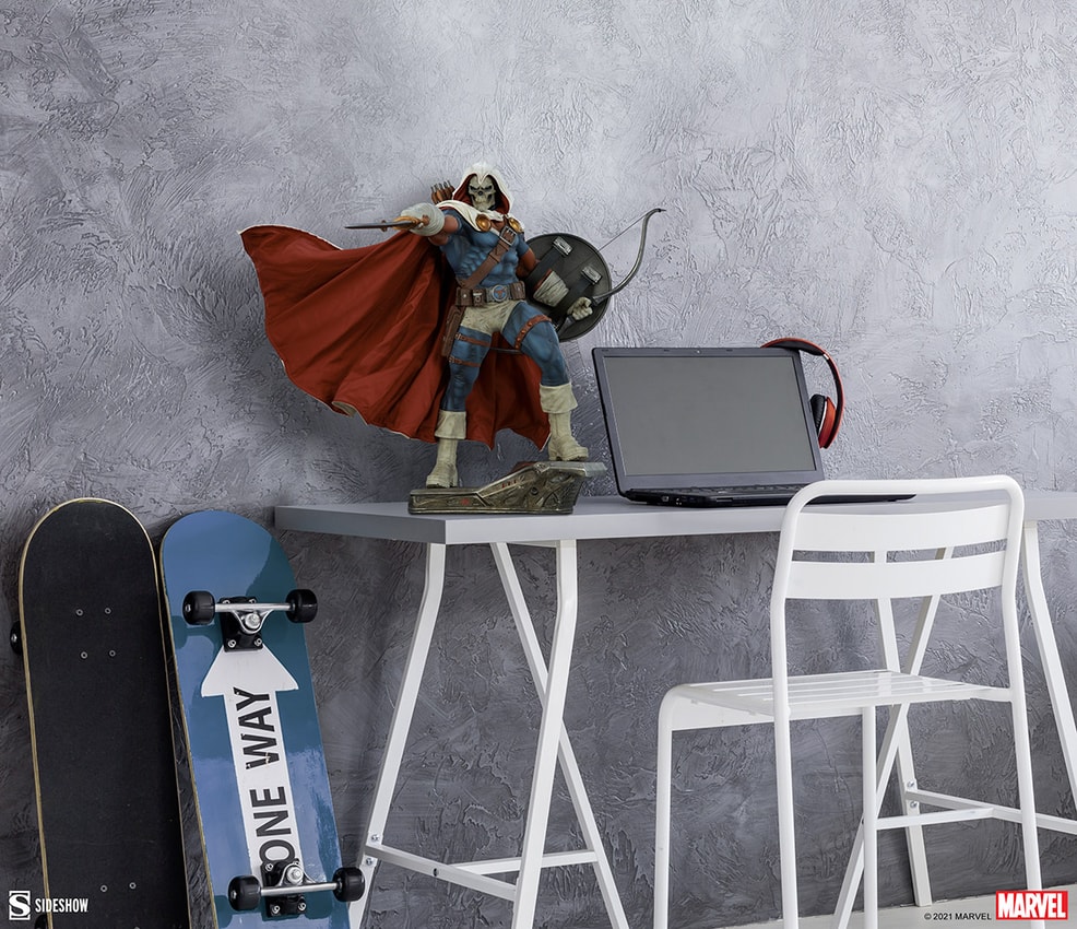 Marvel Taskmaster Premium Format™ Figure  Collector Edition  View 5