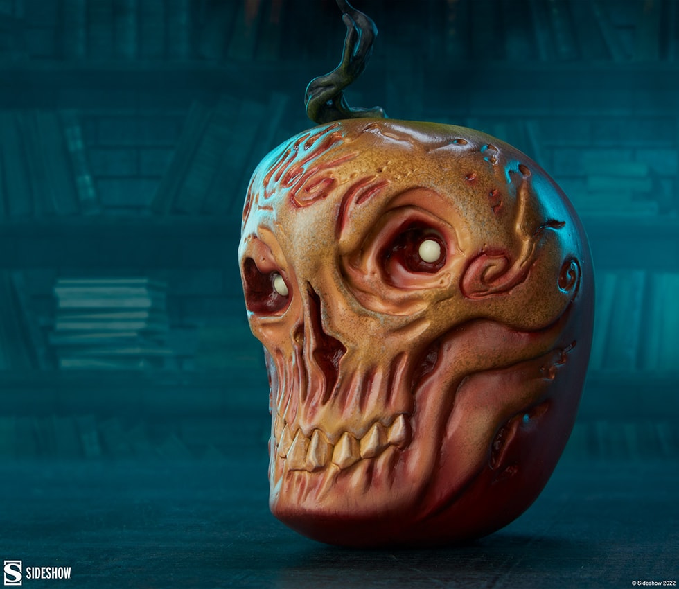 Spoiled Apple Replica | Sideshow Collectibles