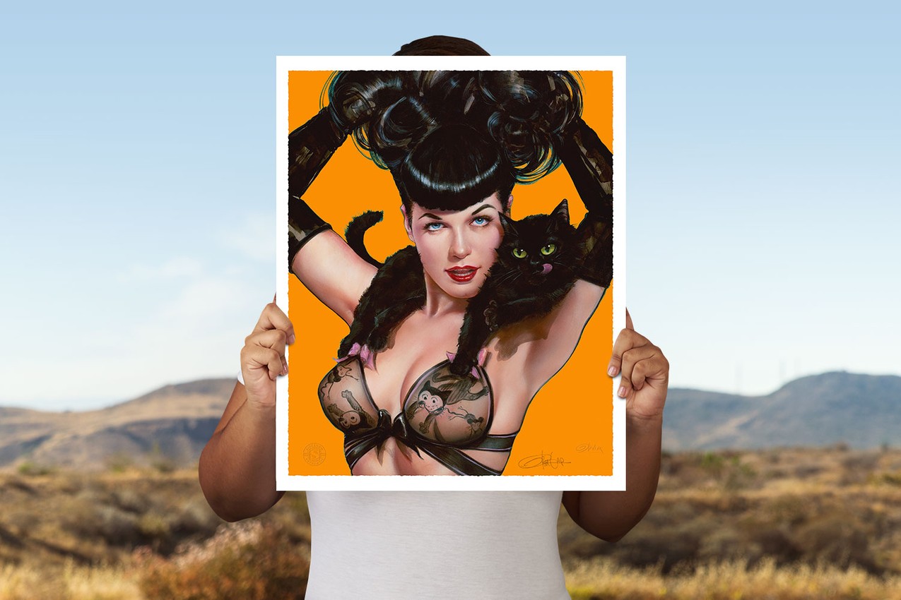 Bettie Page: Irving Claws Exclusive Edition  View 1