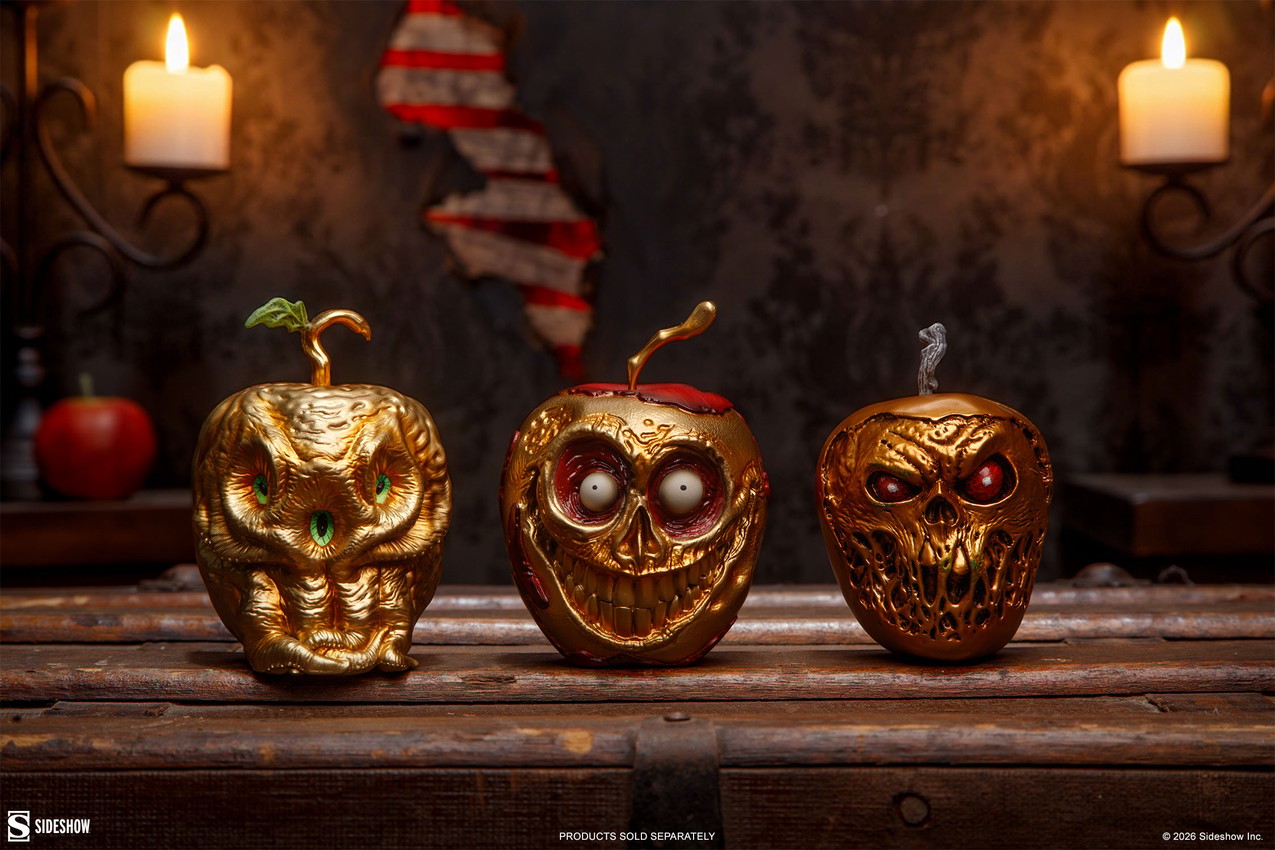 Sideshow Originals Peeled Apple (Gold Variant) Replica  View 6