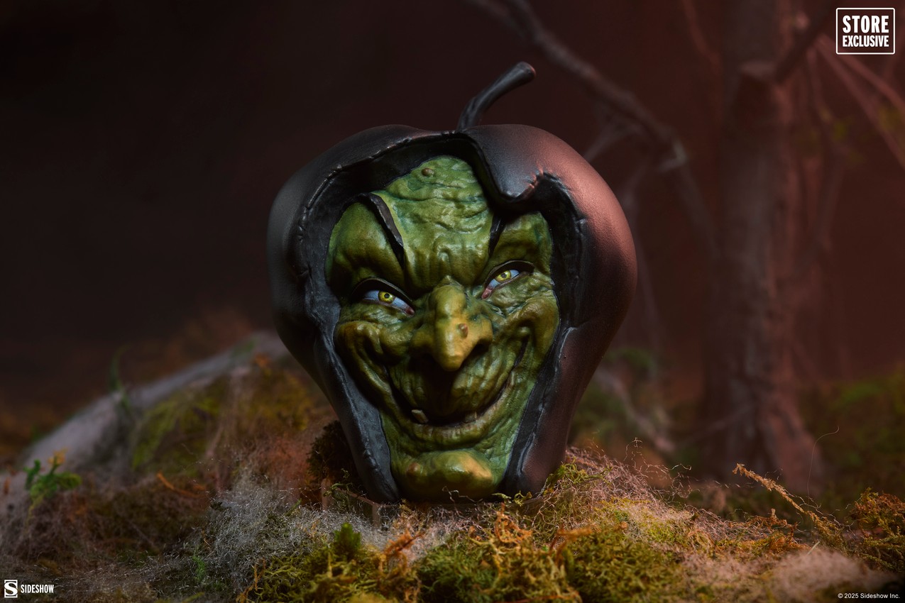 Sideshow Originals Witch Apple (Green Variant) Replica - Prototype Shown View 1
