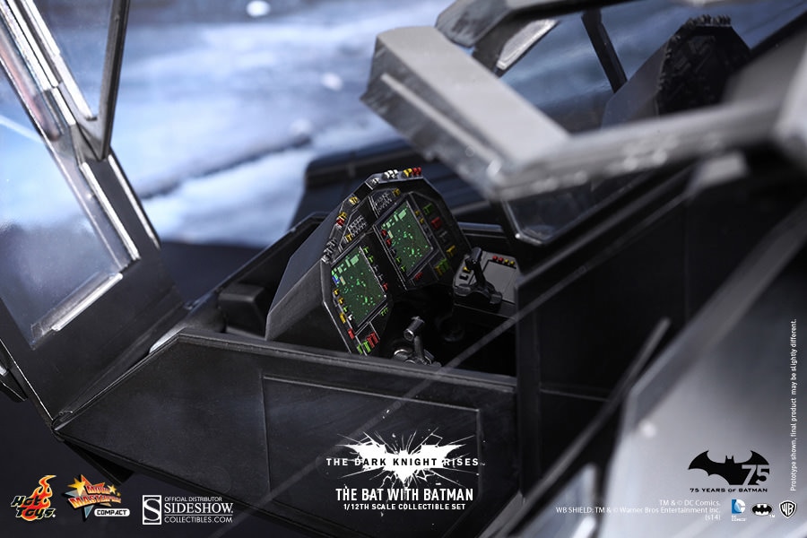 DC Comics The Bat Sixth Scale Figure Set  View 6