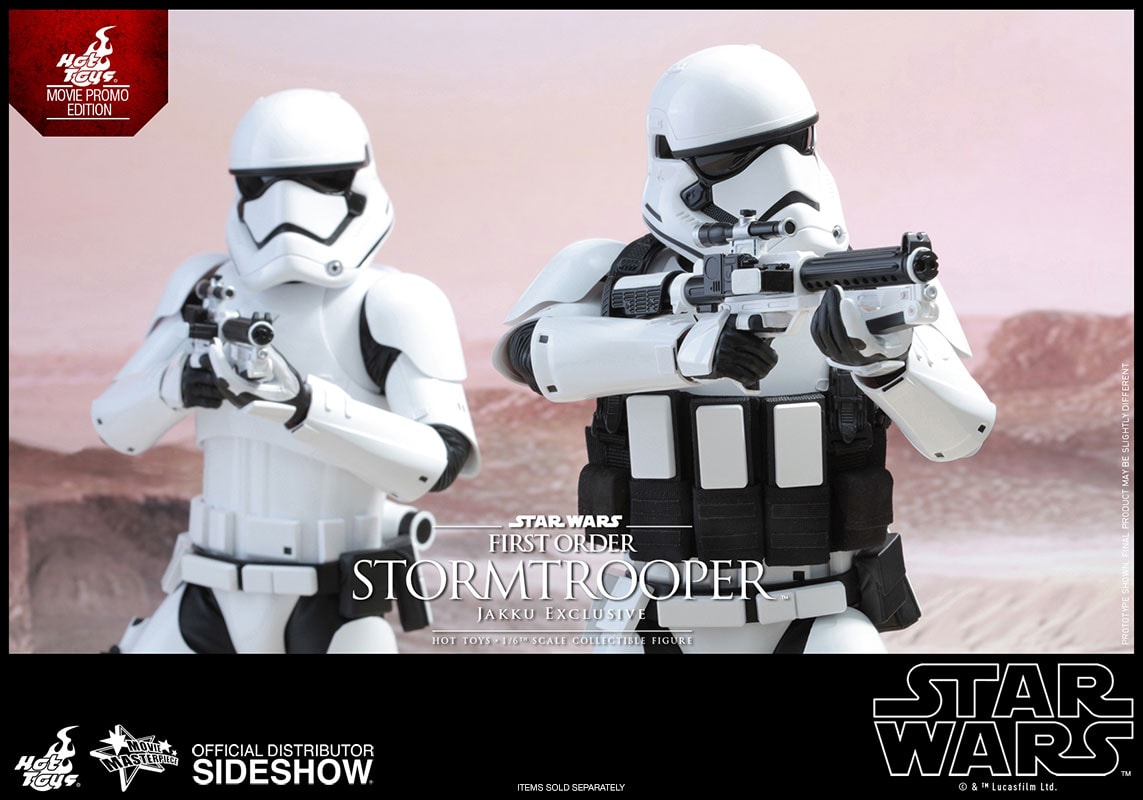 First Order Stormtrooper Jakku Exclusive Exclusive Edition - Prototype Shown View 3