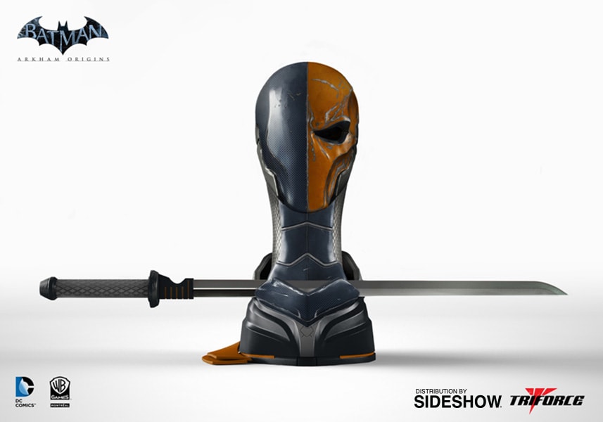 DC Comics Deathstroke Arsenal Prop Replica - Prototype Shown View 1
