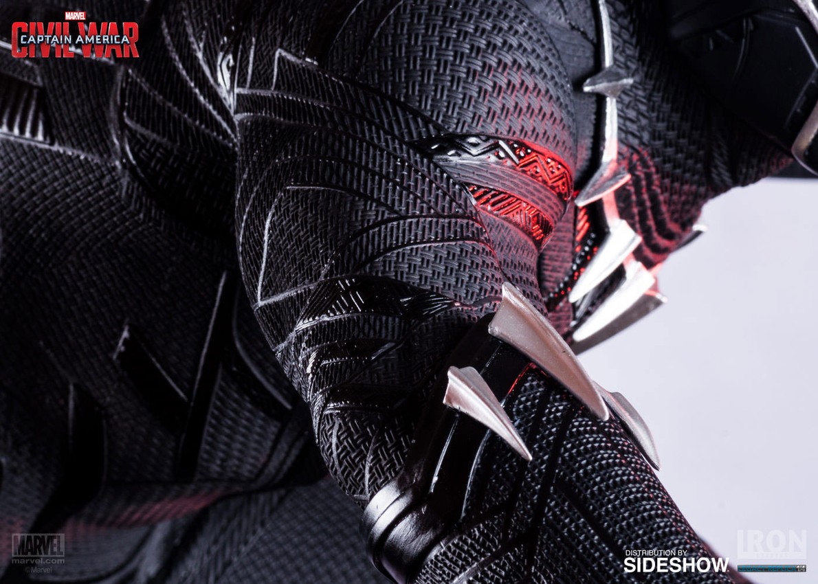 Marvel Black Panther Polystone Statue - Prototype Shown View 5