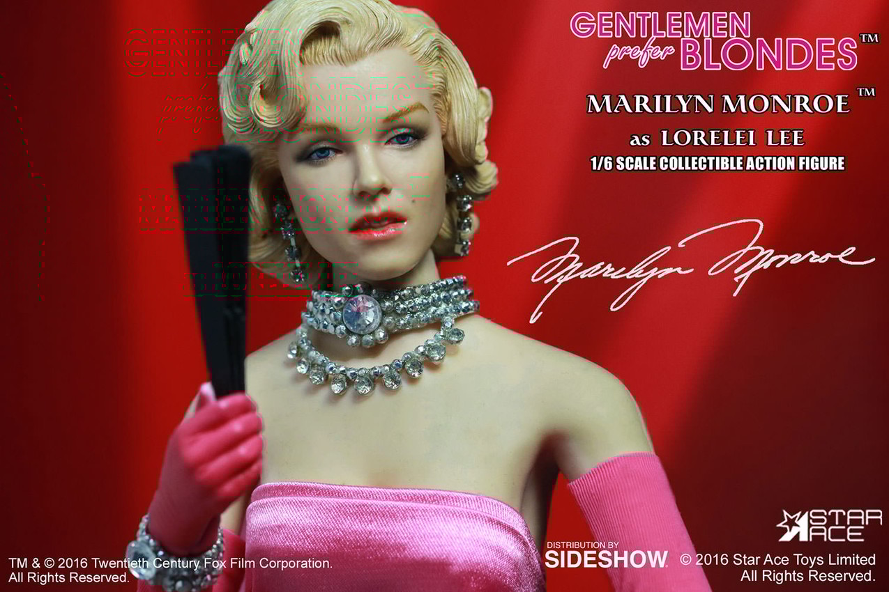 Gentlemen Prefer Blondes Marilyn Monroe as Lorelei Lee Pink