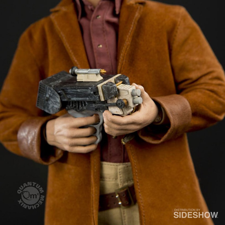 Firefly Malcolm Reynolds Signature Edition Sixth Scale Figure - Prototype Shown View 4