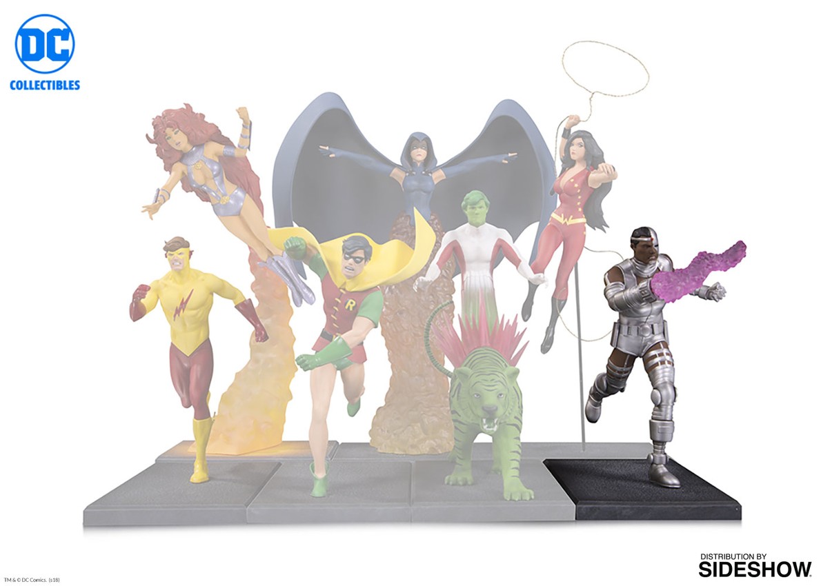 DC Comics Cyborg Statues - Prototype Shown View 3