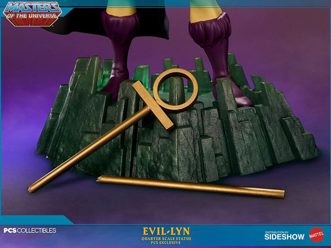Masters of the Universe Evil-Lyn Statues  Exclusive Edition - Prototype Shown View 5