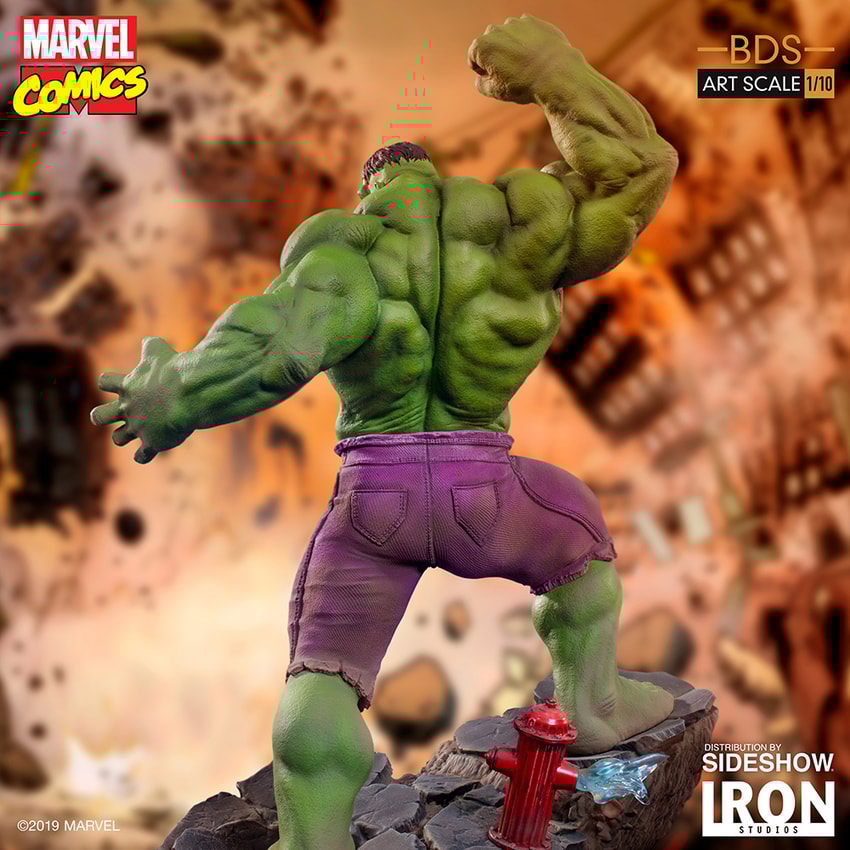 Marvel Comics Hulk Statue by Iron Studios | Sideshow Collectibles