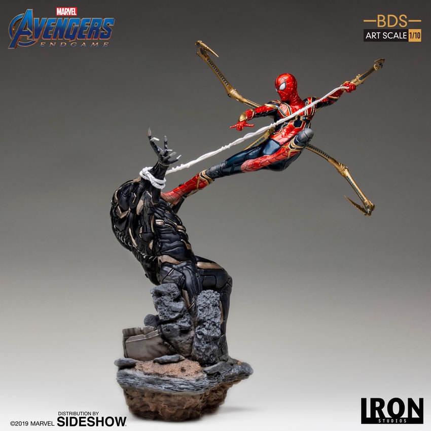 アイアン・スパイダー vs アウトライダー 1/10 スタチュー Marvel Iron Spider VS Outrider Statue by Iron Studios | Sideshow