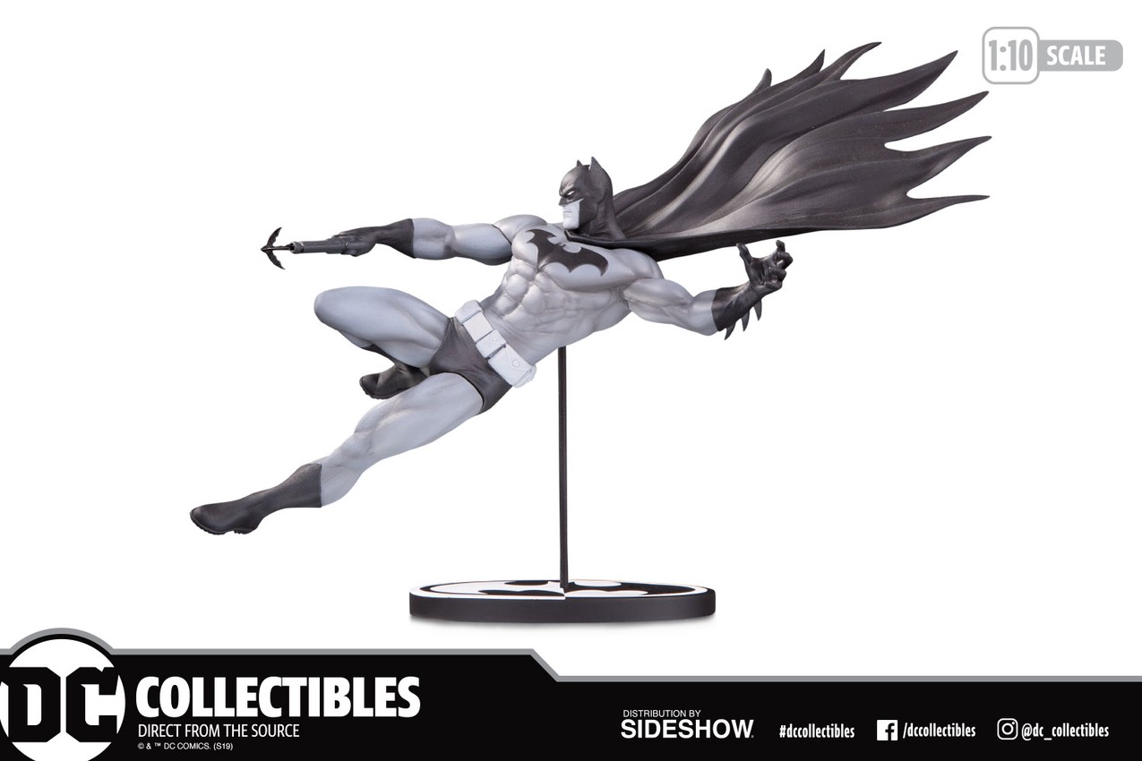 DC Comics Batman Statue by DC Collectibles | Sideshow DC Comics Batman Statue by DC Collectibles | Sideshow