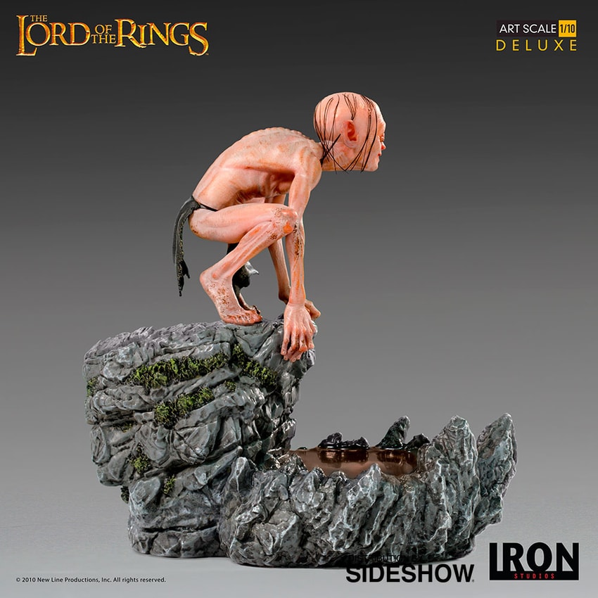 The Lord of the Rings Gollum Deluxe 1:10 Scale Statue - Prototype Shown View 6