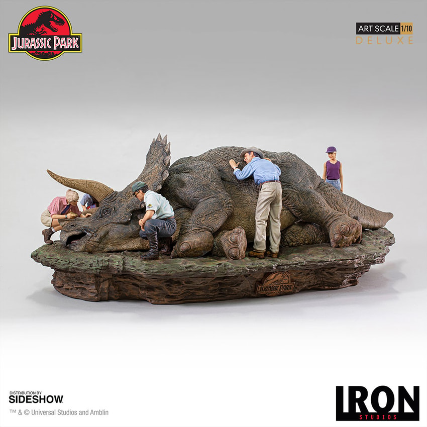 Jurassic Park Triceratops Deluxe 1:10 Scale Statue - Prototype Shown View 6