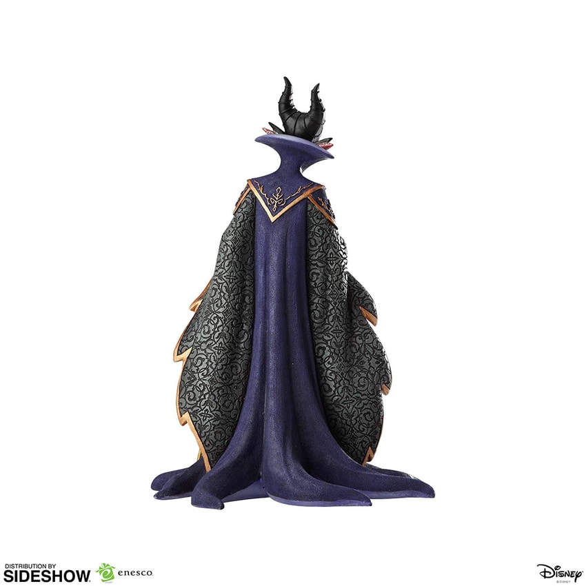 ENESCO（エネスコ） Couture de Force Maleficent 6000816 [並行輸入品] Amazon.com: Enesco 6000816 Disney Showcase Sleeping Beauty