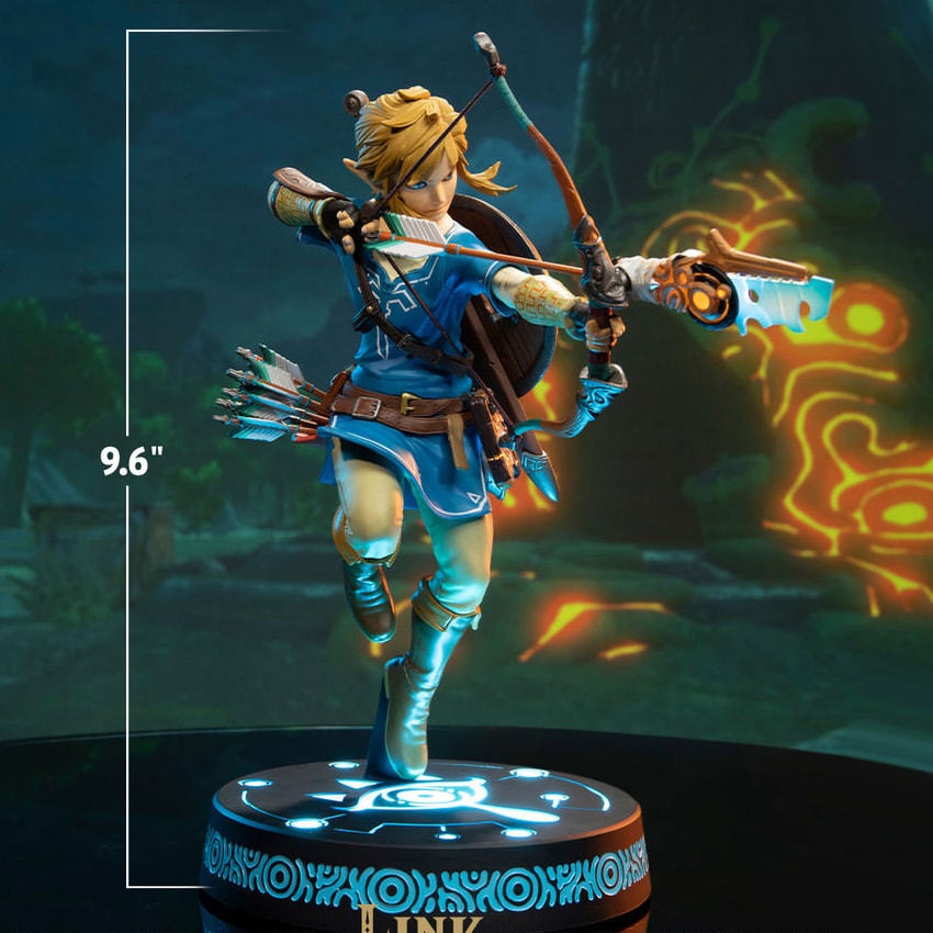 The Legend of Zelda Link (Collector's Edition) Statues  Collector Edition - Prototype Shown View 2
