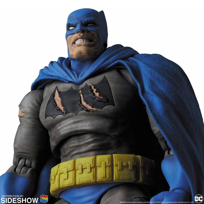 Batman (The Dark Knight Triumphant) MAFEX Collectible Figure by