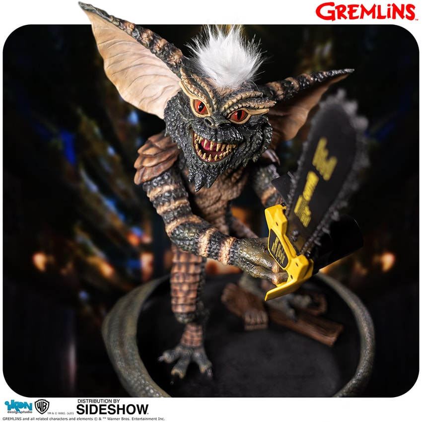 Gremlins - Stripe with Chainsaw Statue | Sideshow Collectibles