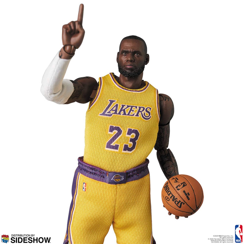MAFEX LeBron James（Los Angeles Lakers） LeBron James MAFEX Collectible Figure by Medicom Toy | Sideshow
