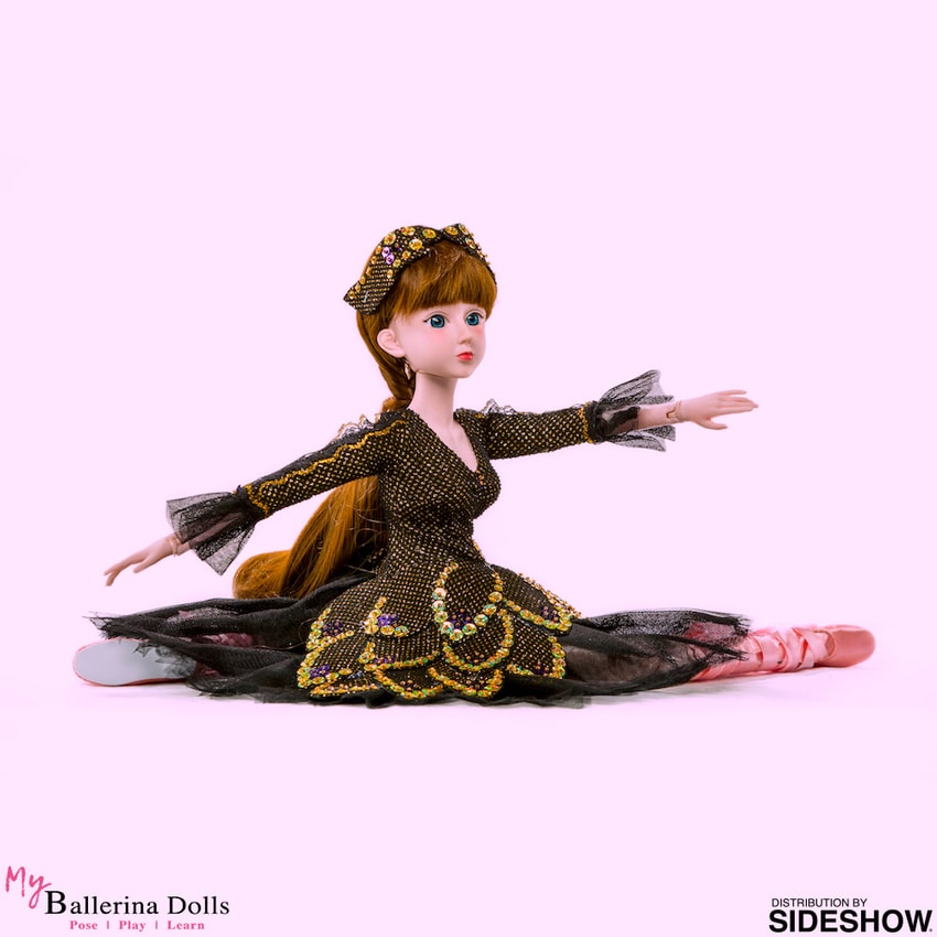 Black Swan Doll | Sideshow Collectibles