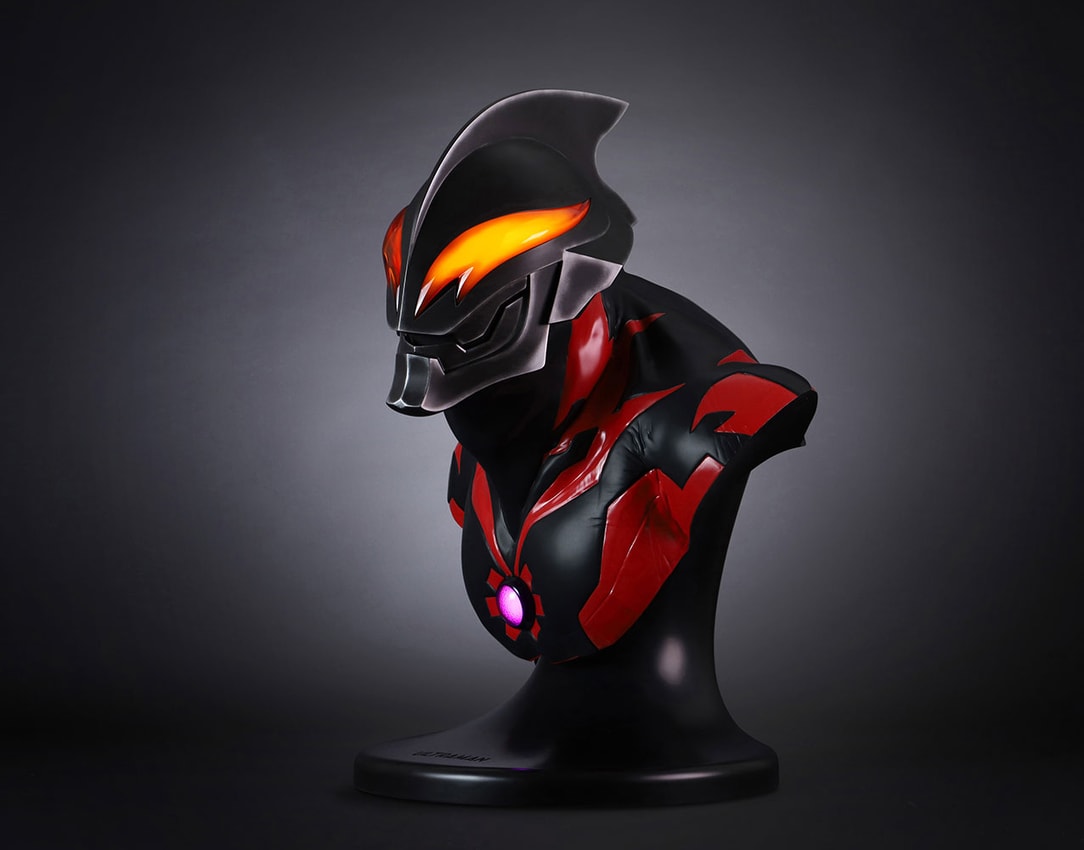 Ultraman Ultraman Belial Prop Replica - Prototype Shown View 2