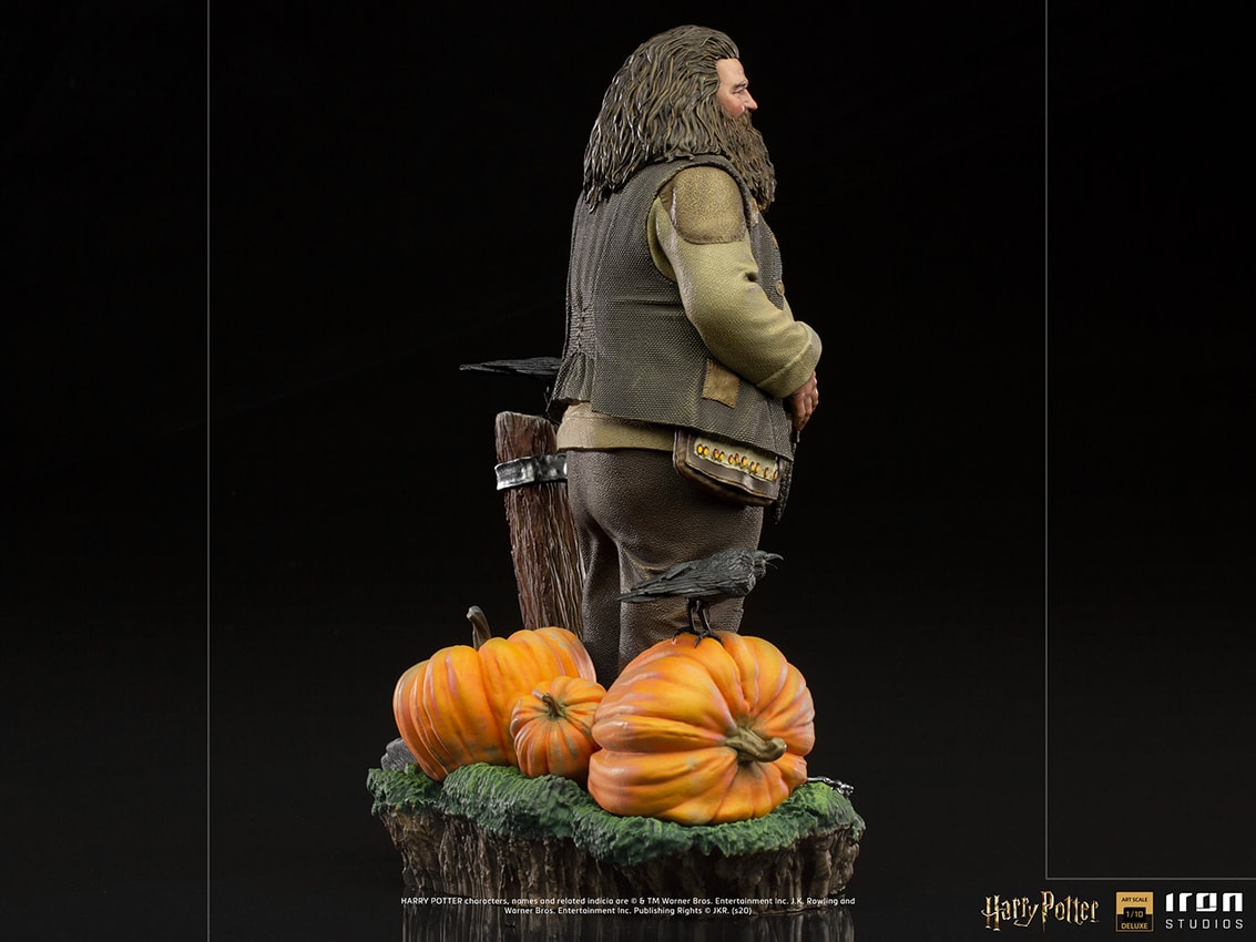 Harry Potter Hagrid Deluxe 1:10 Scale Statue - Prototype Shown View 6