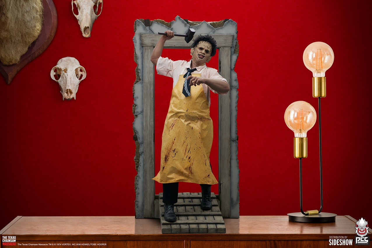 Texas Chainsaw Massacre Leatherface "The Butcher" 1:3 Scale Statue  Collector Edition - Prototype Shown View 1