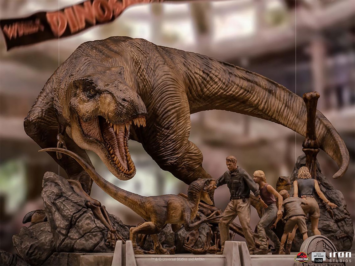 Jurassic Park The Final Scene Statues  View 1