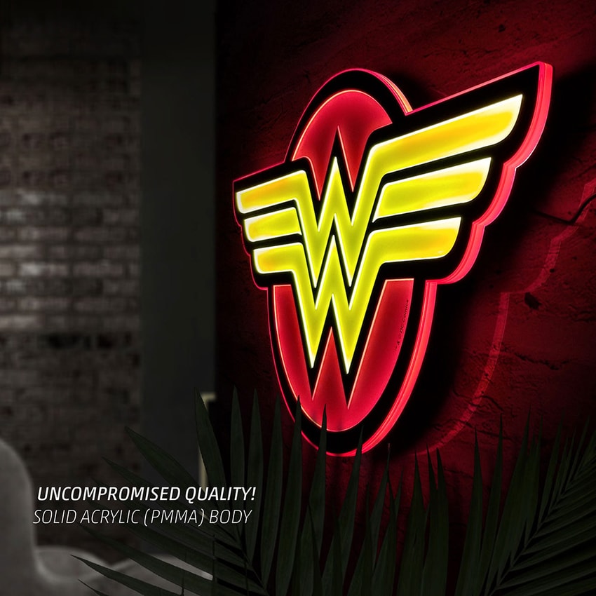 Wonder Woman LED Logo Light (Regular) View 3