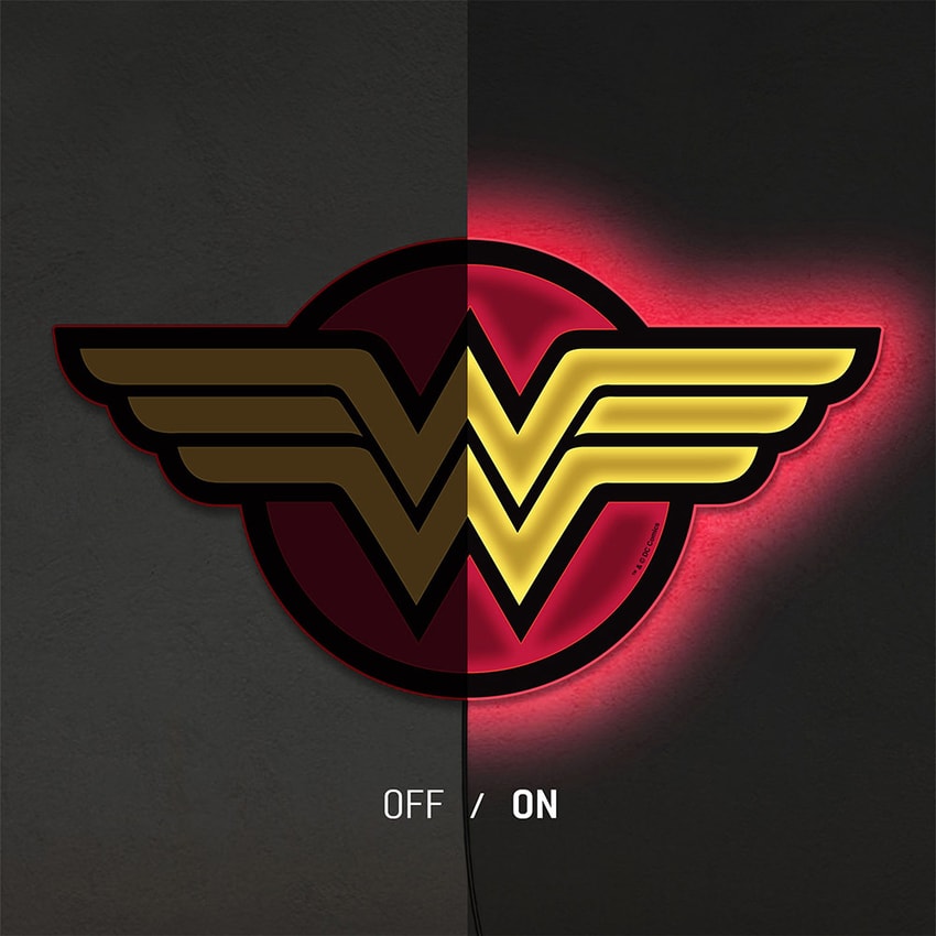 DC Comics Wonder Woman LED Logo Light (Large) Wall Light  View 6