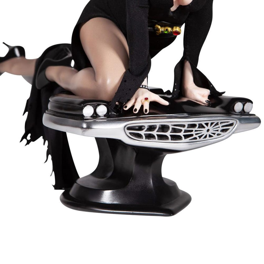 Elvira Elvira Masterpiece Statues  View 6