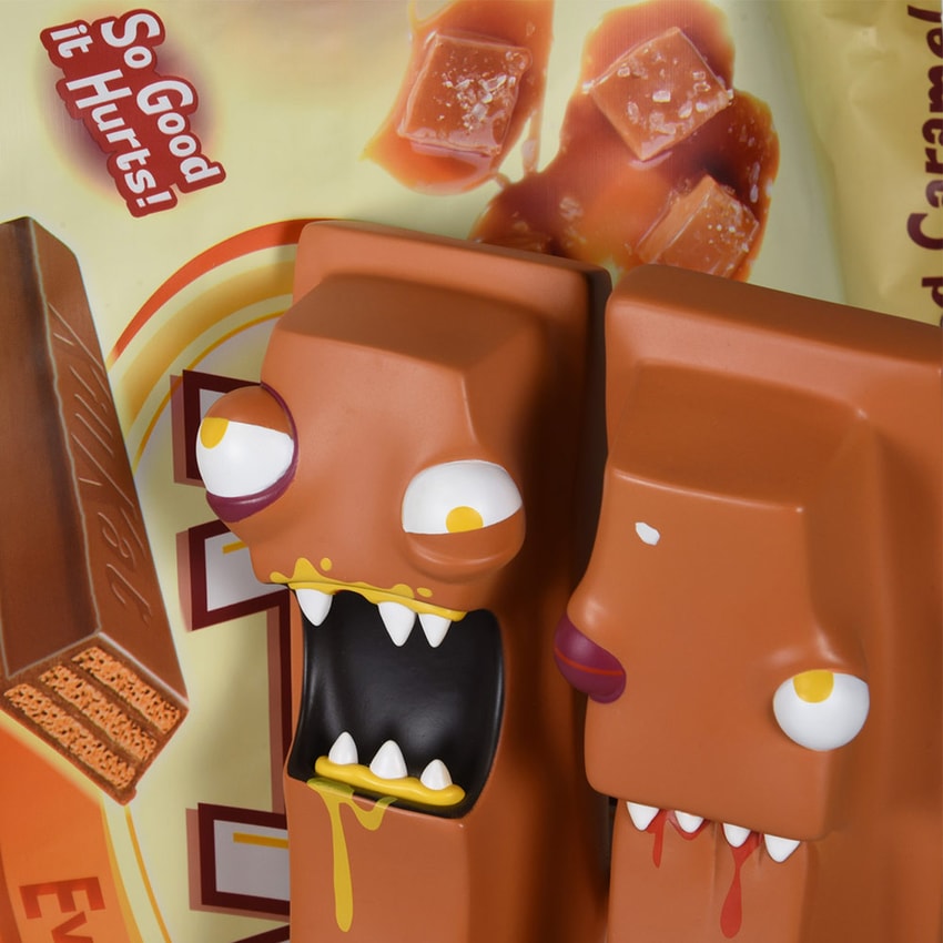 King Kill Kat Assaulted Caramel Vinyl Collectible | Sideshow